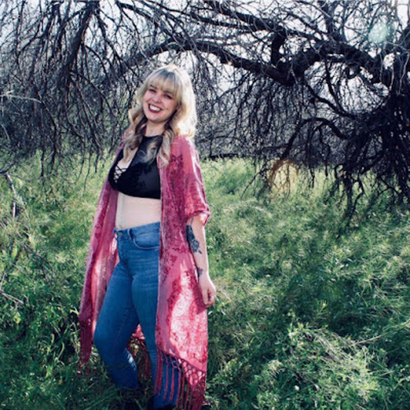 Meet your Posher, Sabrina - Picture 1 of 1